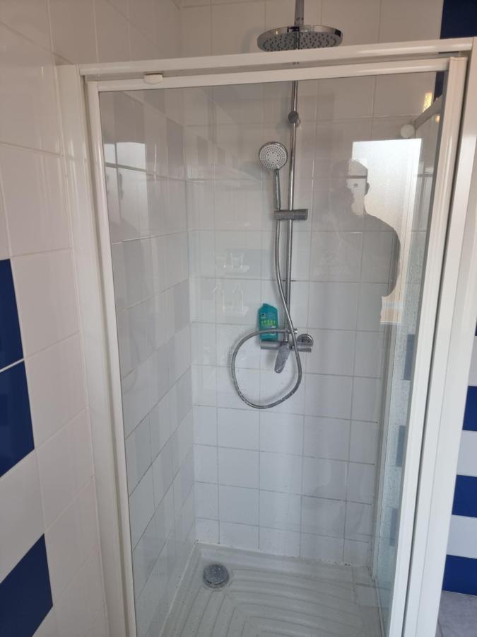 Auberge Angers Zewnętrze zdjęcie